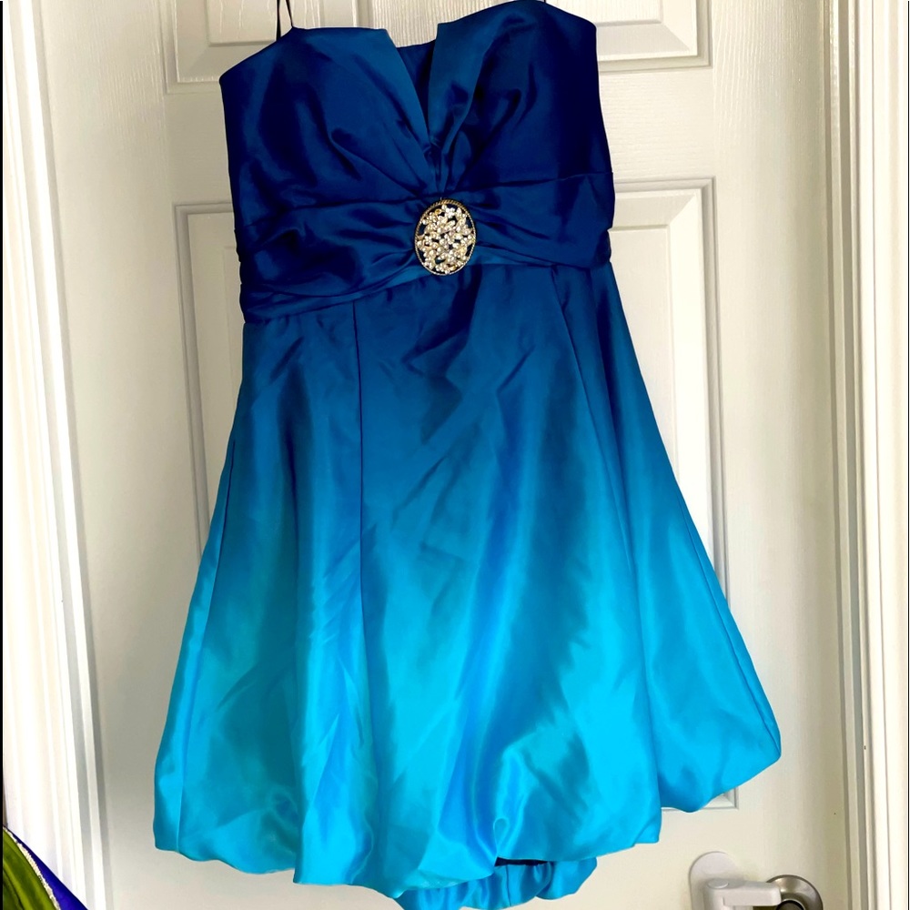 Formal cocktail dress